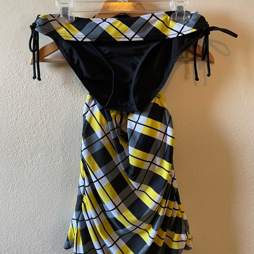 HOBIE: Yellow Plaid Women's Tankini Top with Bikini Bottom, Size medium